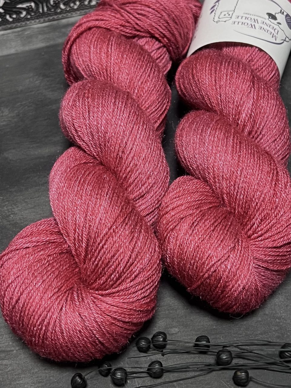 MerinoSeide 70/30 - semi solid - Passion Red – Bild 2
