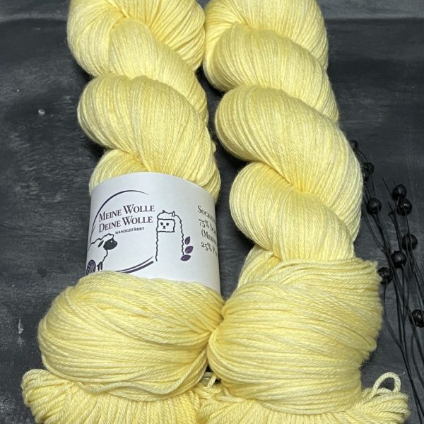 4-fach Sockenwolle extra fein - semi solid - Vanilla